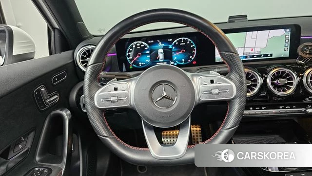 Mercedes-Benz A-Class W177 2021 Белый из Кореи, фото 5