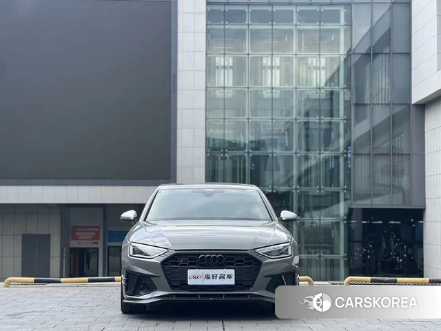 Audi S4 2022 Серебристо-серый из Китая, фото 5