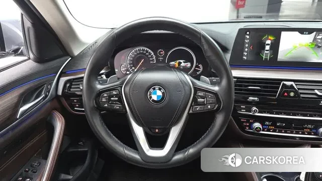 BMW 5 Series (G30) 2018 Серый из Кореи, фото 5