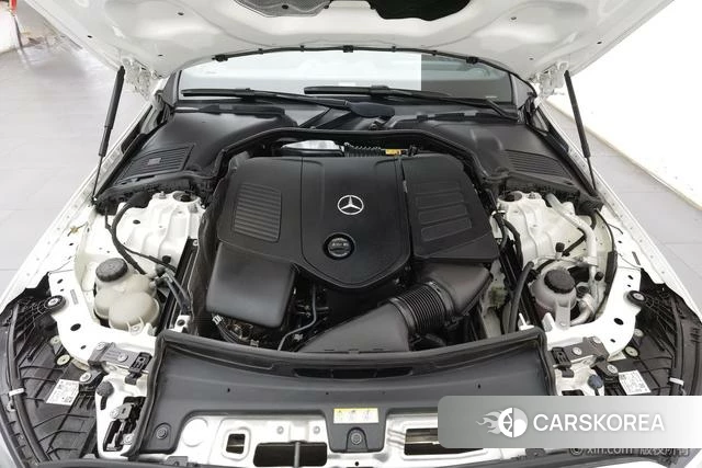 Mercedes-Benz Class C 2023 Белый из Китая, фото 5