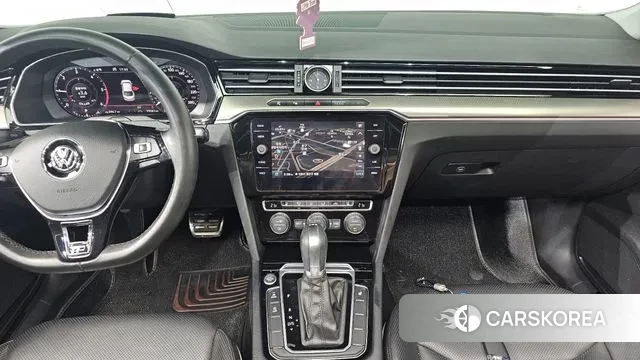 Volkswagen Arteon 2019 Белый из Кореи, фото 5