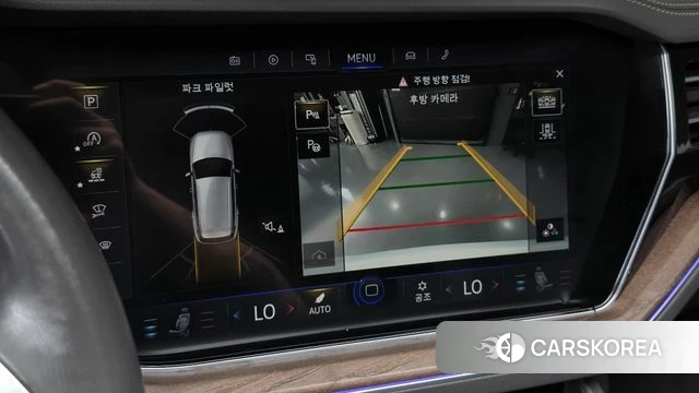 Volkswagen Touareg 3rd generation 2020 Белый из Кореи, фото 5