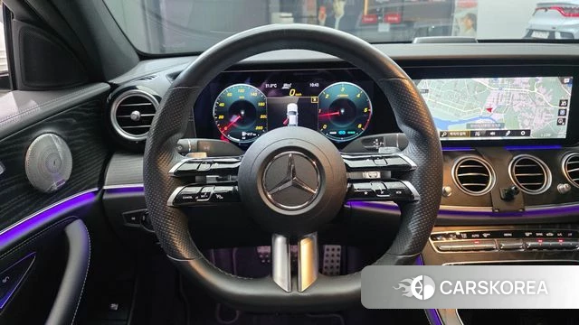 Mercedes-Benz E-Class W213 2022 Белый из Кореи, фото 5