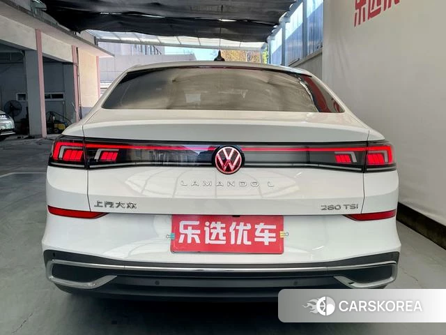 Volkswagen Lingdu 2022 Белый из Китая, фото 5