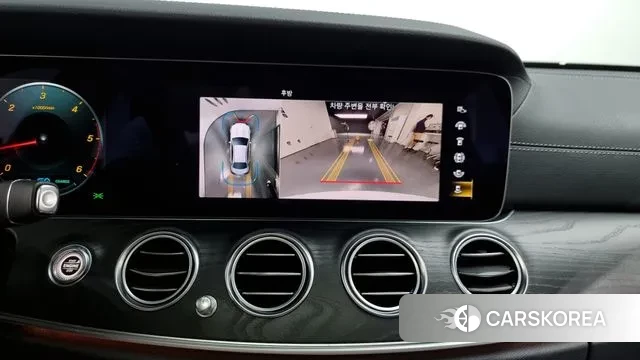 Mercedes-Benz E-Class W213 2022 Белый из Кореи, фото 5