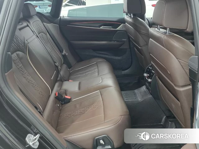 BMW 6 Series GT (G32) id 3883340 из Кореи 5