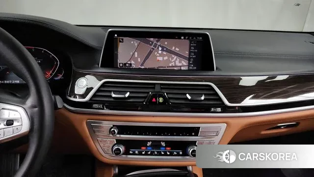 BMW 7 Series (G11) 2019 Черный из Кореи, фото 5