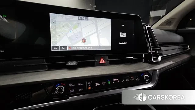 Kia Sportage 5th Generation Hybrid 2023 Серый из Кореи, фото 5