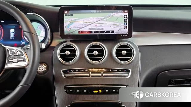 Mercedes-Benz GLC-Class X253 2021 Белый из Кореи, фото 5