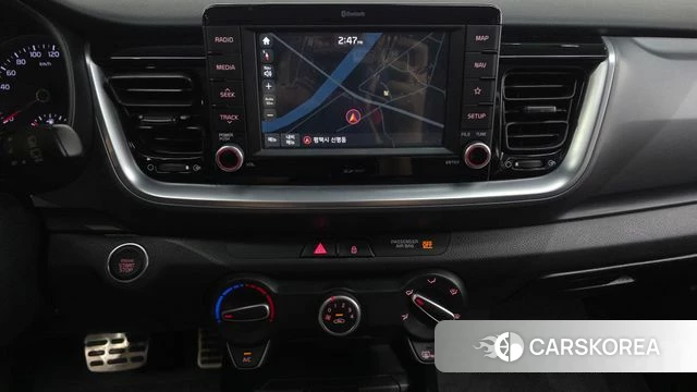 Kia Stonic 2018 Белый из Кореи, фото 5