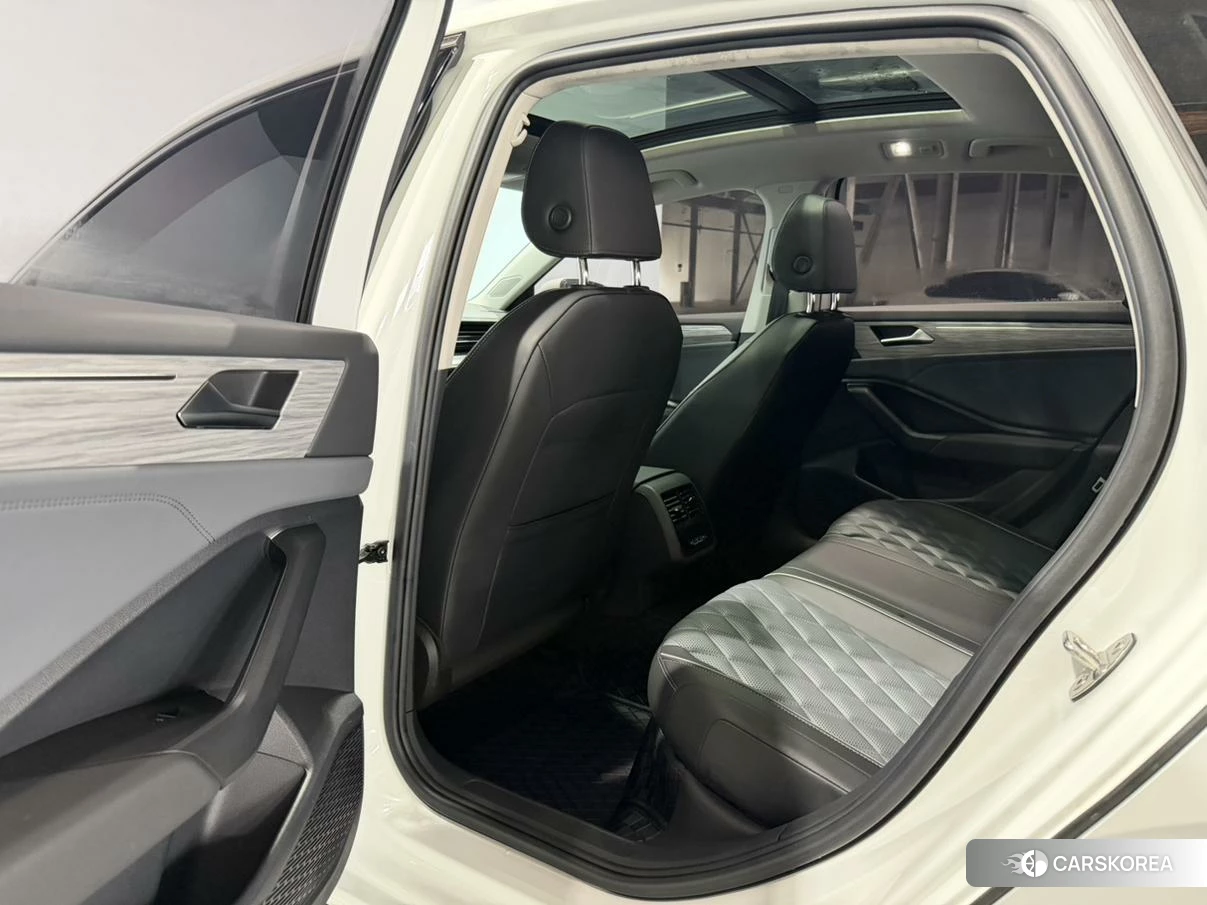 Volkswagen Sagitar 2022 Белый из Китая, фото 5