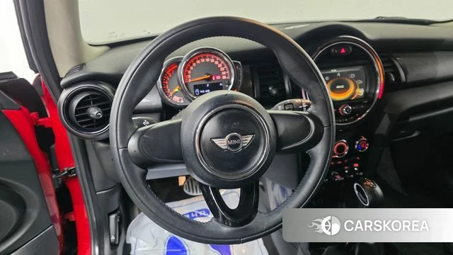 Mini Cooper 2018 Красный из Кореи, фото 5
