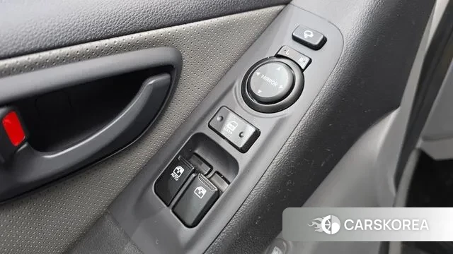 Hyundai The New Grand Starex 2018 Белый из Кореи, фото 5