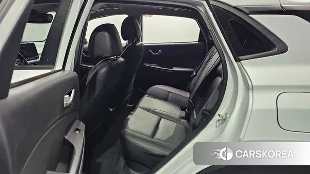 Hyundai The New Kona 2022 Белый из Кореи, фото 5