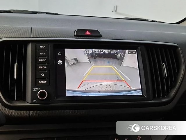 Kia The New Kia Ray EV 2023 Белый из Кореи, фото 5