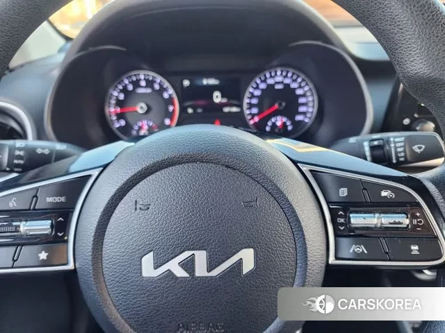 Kia The New K3 2nd generation 2022 Белый из Кореи, фото 5