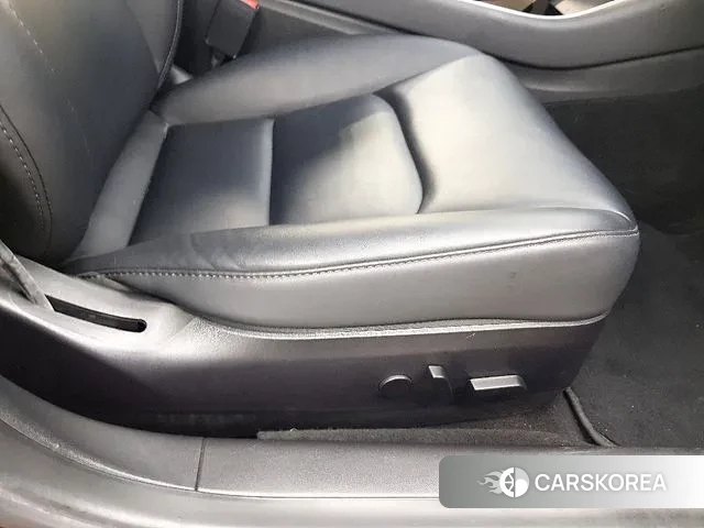 Tesla Model 3 2020 Красный из Кореи, фото 5