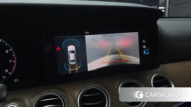 Mercedes-Benz E-Class W213 2021 Черный из Кореи, фото 5