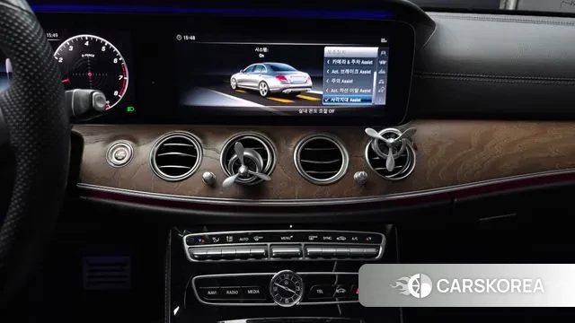 Mercedes-Benz E-Class W213 2018 Белый из Кореи, фото 5