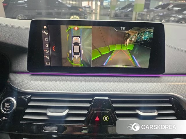 BMW 5 Series (G30) 2019 Серебристо-серый из Кореи, фото 5