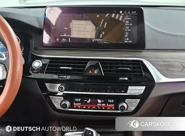 BMW 5 Series (G30) 2020 Белый из Кореи, фото 5