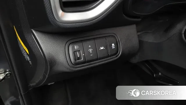 Hyundai Venue 2019 Серый из Кореи, фото 5