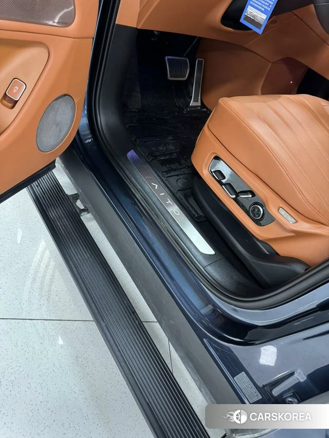 AITO Ask the world M7 2025 Синий из Китая, фото 5