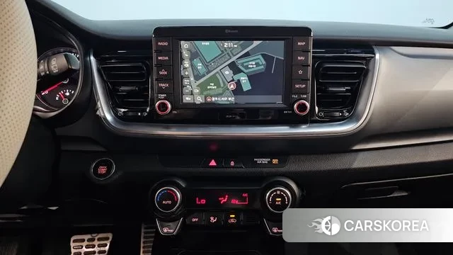 Kia Stonic 2019 Белый из Кореи, фото 5