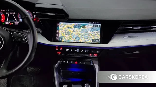 Audi A3 (8Y) 2023 Белый из Кореи, фото 5