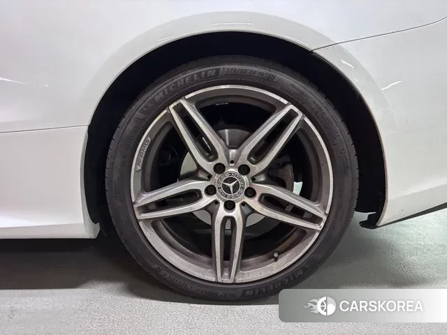 Mercedes-Benz E-Class W213 2018 Белый из Кореи, фото 5