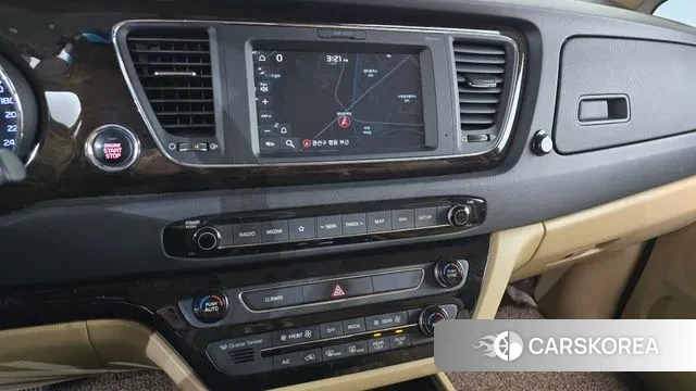 Kia The New Carnival 2018 Черный из Кореи, фото 5