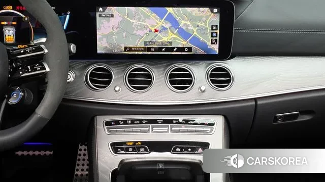 Mercedes-Benz E-Class W213 2022 Белый из Кореи, фото 5