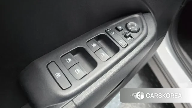 Hyundai Venue 2021 Белый из Кореи, фото 5