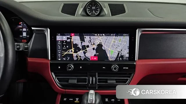 Porsche Macan 2023 Черный из Кореи, фото 5