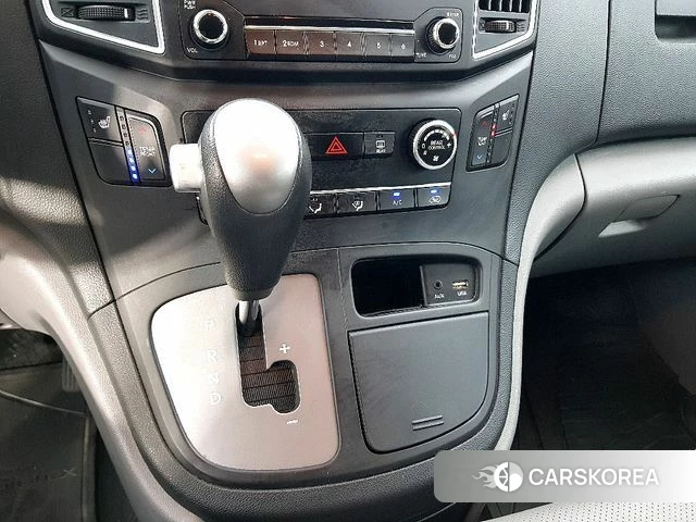 Hyundai The New Grand Starex 2019 Желтый из Кореи, фото 5