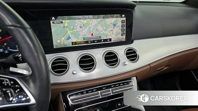 Mercedes-Benz E-Class W213 2020 Серый из Кореи, фото 5