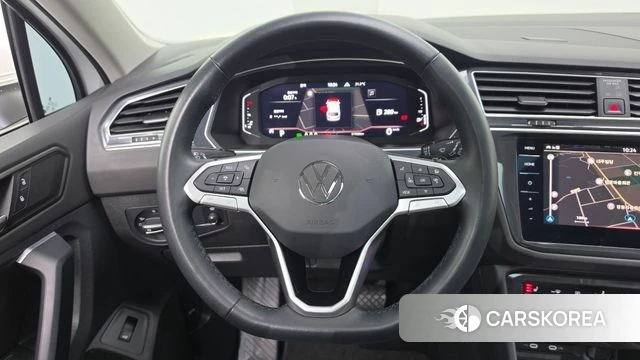 Volkswagen Tiguan second Generation 2023 Белый из Кореи, фото 5