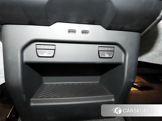 BMW 5 Series (G60) 2026 Черный из Кореи, фото 5