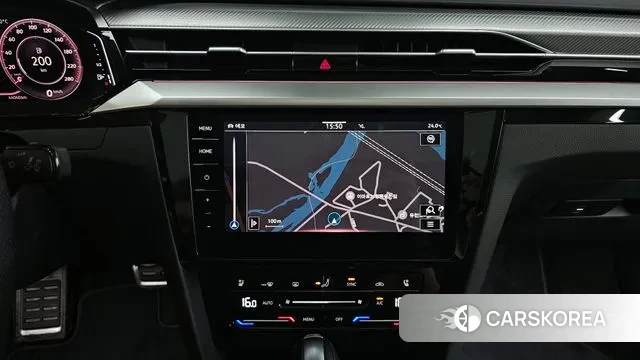 Volkswagen Arteon 2023 Белый из Кореи, фото 5