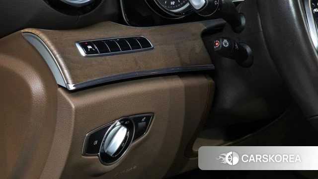 Mercedes-Benz E-Class W213 2019 Белый из Кореи, фото 5