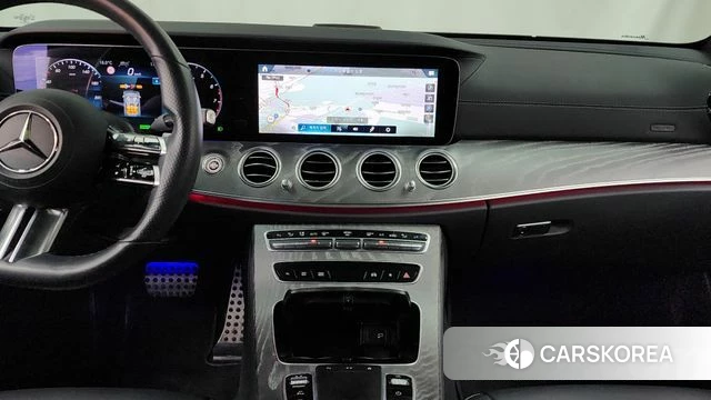 Mercedes-Benz E-Class W213 2021 Белый из Кореи, фото 5