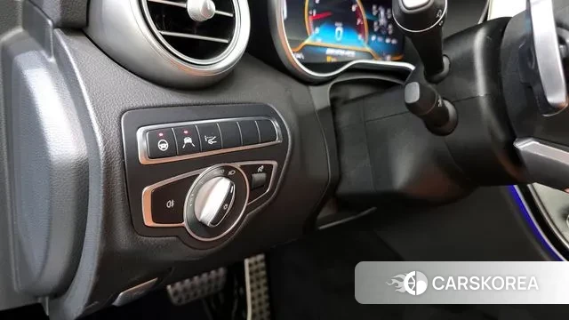 Mercedes-Benz C-Class W205 2021 Черный из Кореи, фото 5