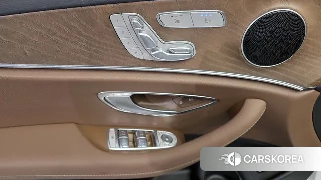 Mercedes-Benz E-Class W213 2021 Белый из Кореи, фото 5