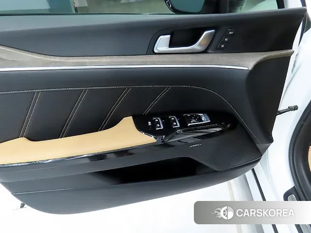 Kia K5 Hybrid 3rd Generation 2023 Белый из Кореи, фото 5