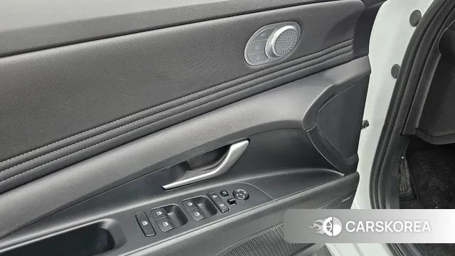 Hyundai Avante (CN7) 2022 Белый из Кореи, фото 5