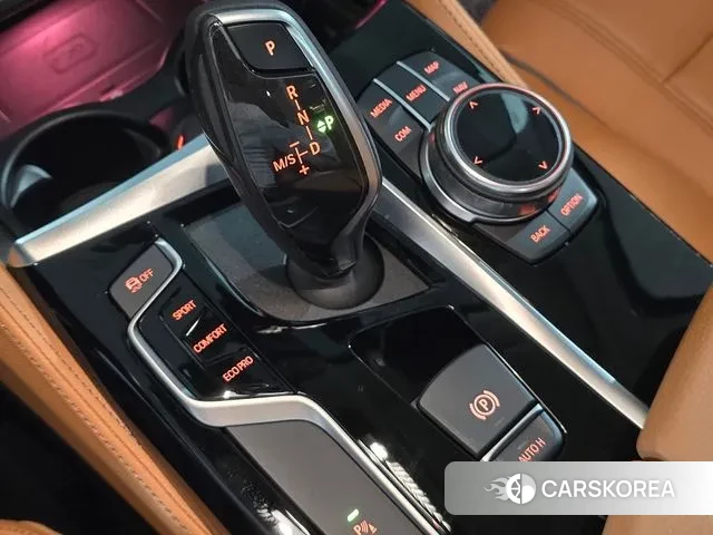 BMW 5 Series (G30) 2019 Синий из Кореи, фото 5