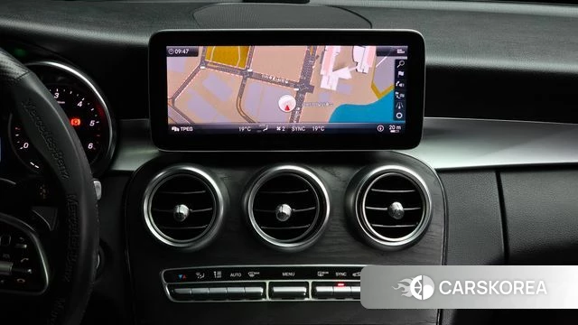 Mercedes-Benz C-Class W205 2019 Серебряный из Кореи, фото 5