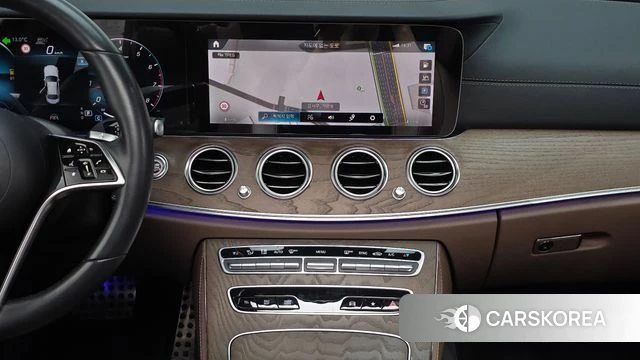 Mercedes-Benz E-Class W213 2021 Черный из Кореи, фото 5