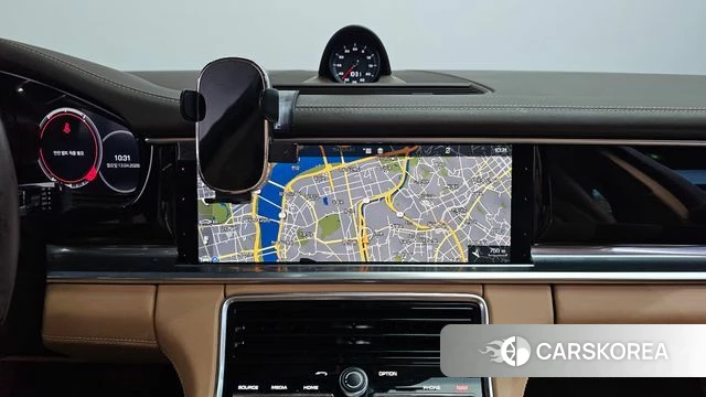 Porsche Panamera (971) 2018 Красный из Кореи, фото 5