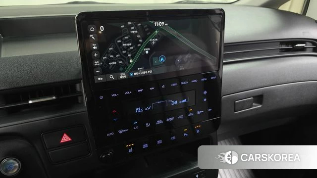 Hyundai Staria 2024 Серебряный из Кореи, фото 5